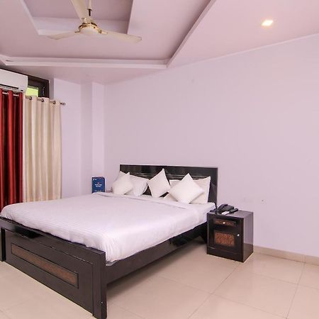Collection O 4731 Hotel Surya Continental Lucknow Exteriör bild